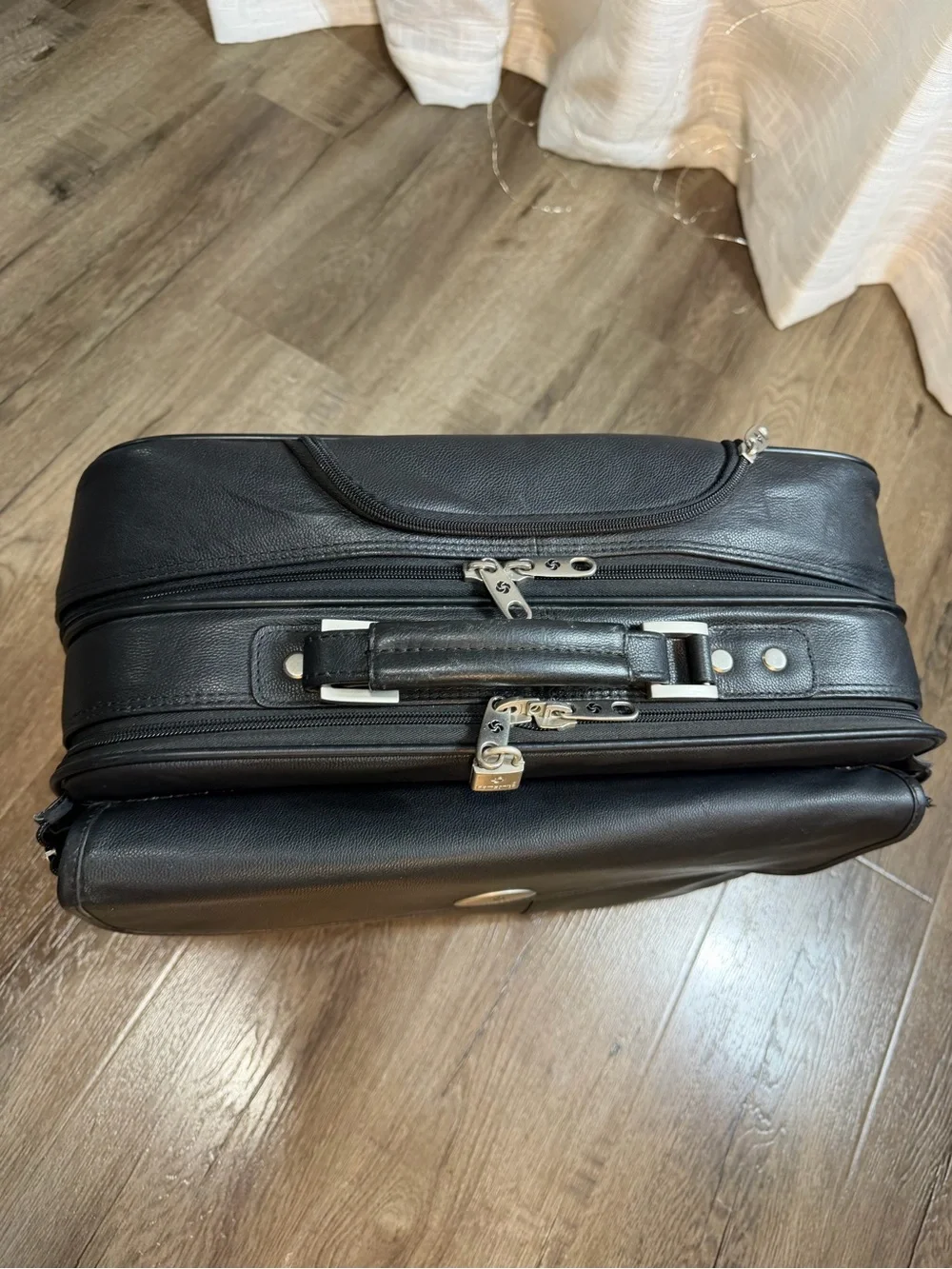 Samsonite Black Rolling Laptop Briefcase with Front Pocket
